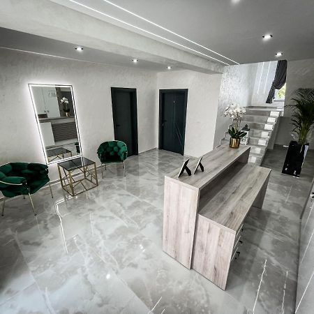 Apartmani Mila Лакташи Экстерьер фото