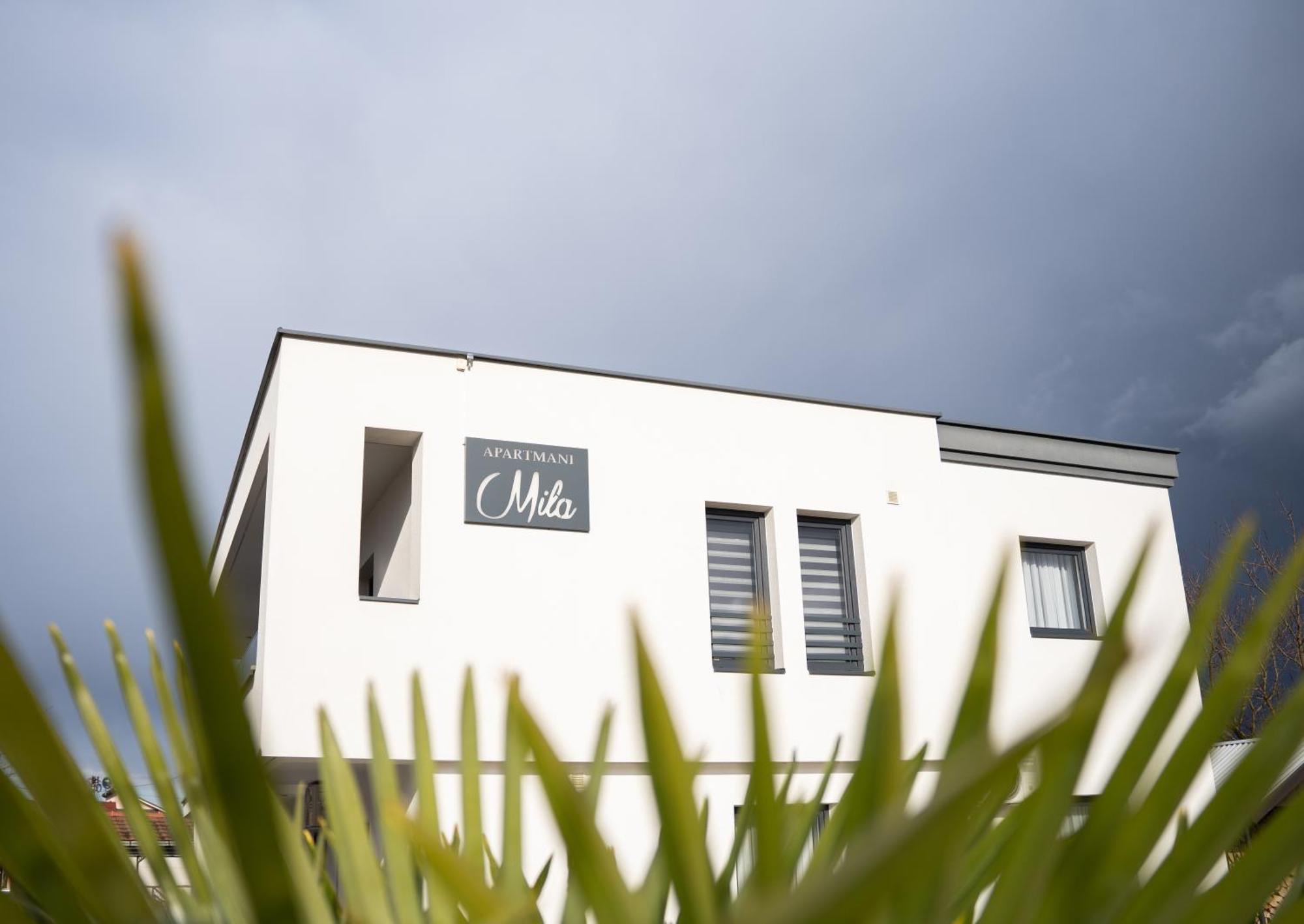 Apartmani Mila Лакташи Экстерьер фото