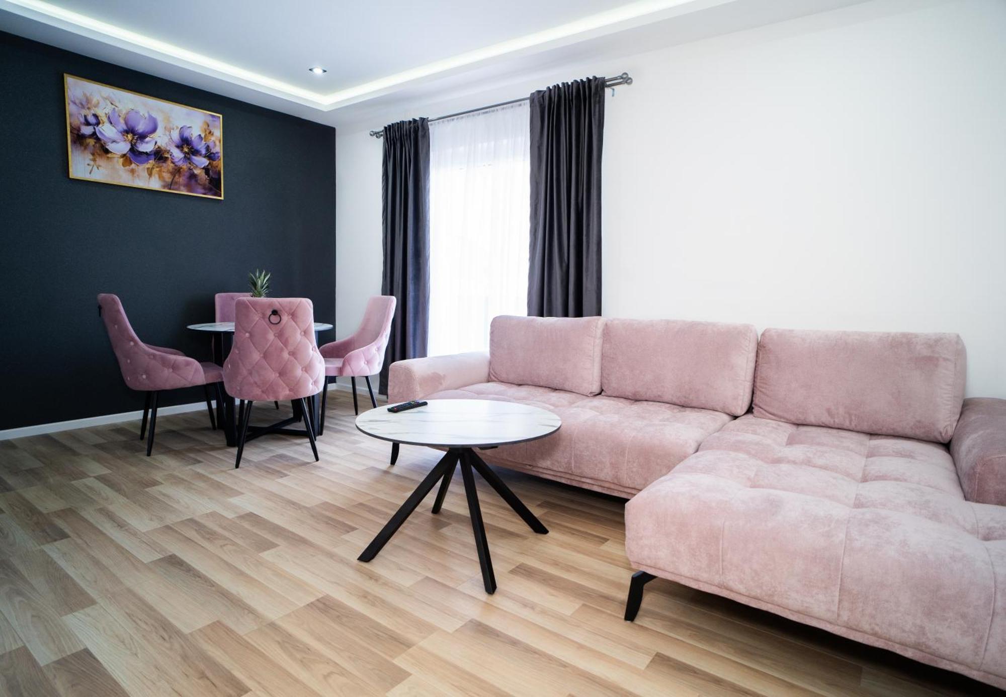 Apartmani Mila Лакташи Экстерьер фото