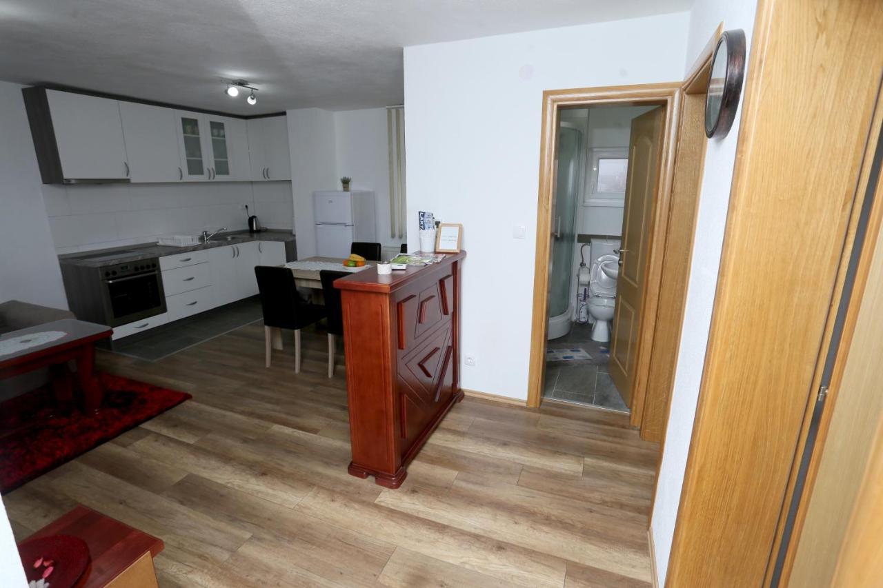 Apartmani Mila Лакташи Экстерьер фото